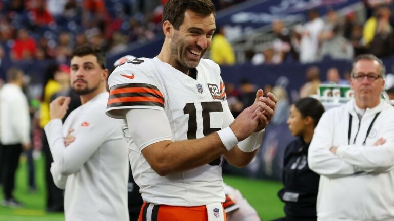 QB Joe Flacco re-signe avec les Browns