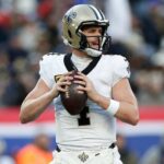 Derek Carr (QB) prend sa retraite